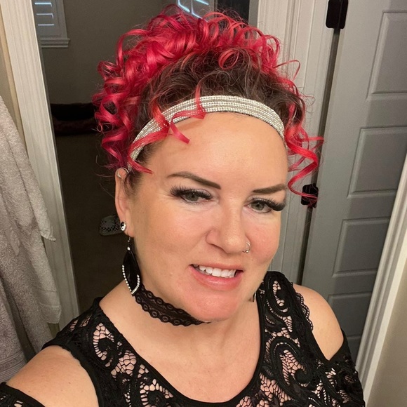 Meet your Posher, Shrrene - Picture 1 of 1